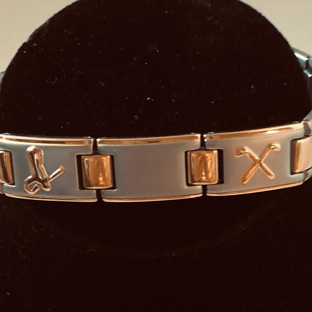 Handsome gold & silver bracelet See see pictures for details